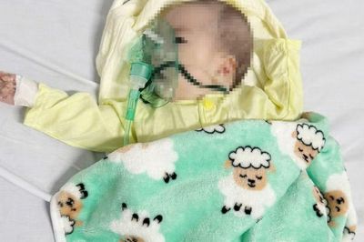 Cháu bé sơ sinh bị bỏ rơi cùng lời nhắn nghẹn lòng của người mẹ: 'Không còn cách nào khác...'