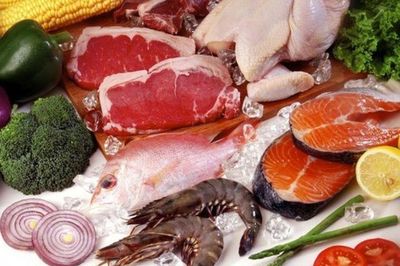 Mùa hè nắng nóng đỉnh điểm, chuyên gia nhắc lại 6 nguyên tắc ăn uống tưởng quen thuộc nhưng rất nhiều người làm sai