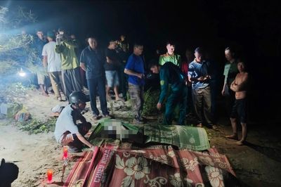 Hà Tĩnh: Lật thuyền trên sông Ngàn Phố, 4 người chết thương tâm