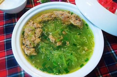 4 món ăn bài thuốc từ quả bầu giúp thanh nhiệt, lợi tiểu mùa hè