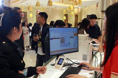 Ngân hàng Nhà nước muốn thu thuế khi chuyển nhượng vàng miếng, Bộ Tài chính nói chưa đủ cơ sở