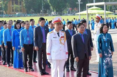 Đại hội XIV Công đoàn Việt Nam ngày làm việc đầu tiên