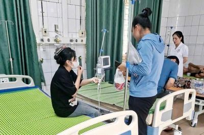 Bị rết cắn vẫn thi lớp 10, nữ sinh phải đi cấp cứu