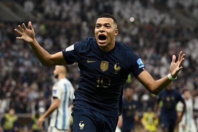 Nghịch lý lớn nhất của tuyển Pháp mang tên Mbappe