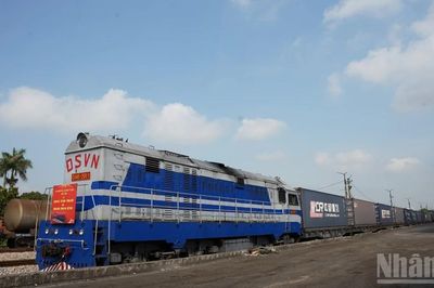 Chuyến tàu liên vận quốc tế đầu tiên từ Thanh Hải (Trung Quốc) đến Đồng Nai
