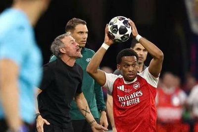 FIFA chuẩn bị áp dụng luật 'chống Arsenal' tại World Cup 2026
