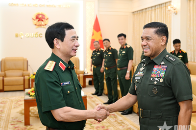 Đại tướng Phan Văn Giang tiếp Tham mưu trưởng Lực lượng Vũ trang Philippines