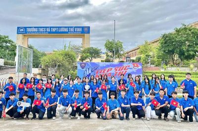 Gieo 'hạt giống đỏ' nơi học đường vùng cao