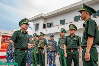 Kiểm tra toàn diện kết quả thực hiện nhiệm vụ công tác Biên phòng 6 tháng đầu năm 2026 tại Hải đoàn Biên phòng 48
