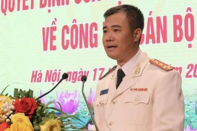 Đại tá Nguyễn Ngọc Quyền được thăng cấp bậc hàm Thiếu tướng