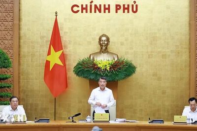 Thủ tướng Lê Minh Hưng chủ trì phiên họp Chính phủ thường kỳ tháng Năm