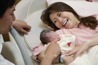 Tỷ lệ sinh tại Nhật Bản giảm kỷ lục
