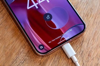 Lý do nhiều người chọn sạc chậm dù điện thoại Android hỗ trợ sạc nhanh