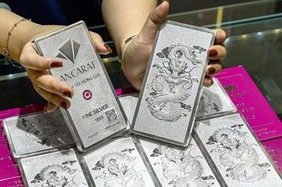 Giá bạc hôm nay (3/6): Các thương hiệu đồng loạt đi xuống