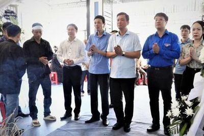 Nghẹn lòng đám tang 4 người trong gia đình đuối nước: Hồi chuông cảnh báo trong những ngày hè