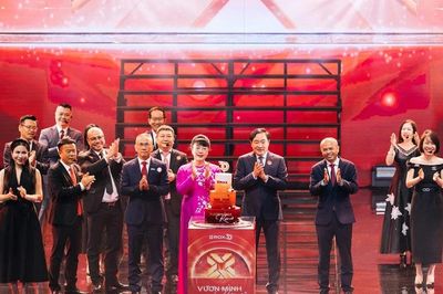 Bình minh đẹp nhất trên hành trình 30 năm của ROX Group