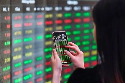 VN Index vẫn giữ được trên mốc 1.800 điểm