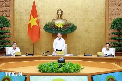 Tập trung tháo gỡ khó khăn cho sản xuất kinh doanh