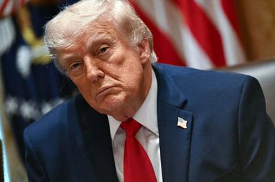 Ông Trump ký sắc lệnh hành pháp thu hẹp phạm vi giám sát AI