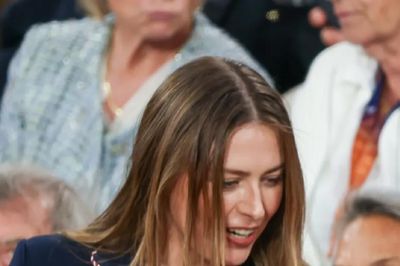 Maria Sharapova và David Beckham gây sốt khán đài Roland Garros 2026