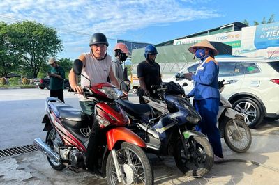 Xăng sinh học E10: Từ chủ trương xanh đến thói quen tiêu dùng mới
