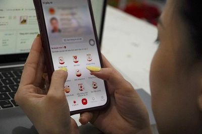 Phát hiện số điện thoại đang dùng đứng tên người khác trên VNeID