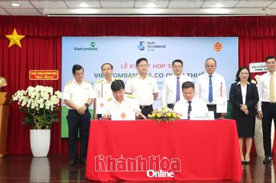 Vietcombank và cơ quan Thuế hợp tác hỗ trợ hộ kinh doanh chuyển đổi số