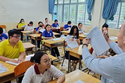 Nóng: Đề thi tốt nghiệp THPT 2026 đã được bàn giao cho 34 tỉnh, thành