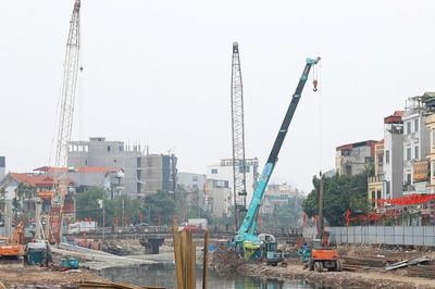 Hà Nội áp dụng cơ chế đầu tư khẩn cấp cho 5 nhóm dự án hạ tầng trọng điểm