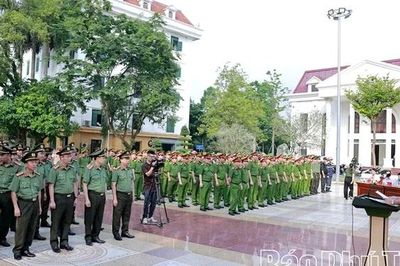 Ra quân thực hiện cao điểm tấn công, trấn áp tội phạm về ma túy