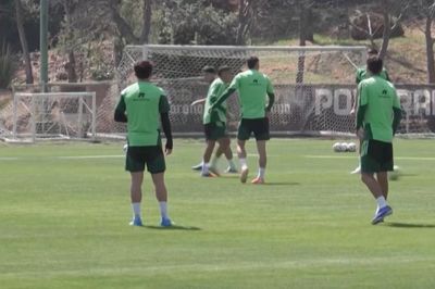 FIFA ra án phạt với đội tuyển Mexico