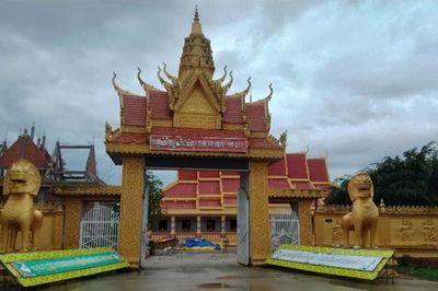 Mùa hè Phượng đỏ và lớp học tiếng Khmer nơi cửa thiền