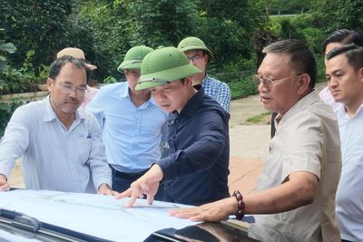 Chủ tịch UBND tỉnh Lê Hải Hòa khảo sát một số dự án du lịch tại xã Hòa An và Nguyễn Huệ