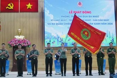 Công an TPHCM: Hưởng ứng phong trào thi đua 'Ba nhất' và ra quân Chiến dịch tình nguyện Hành quân xanh 2026