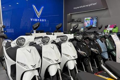 Bảng giá xe máy điện VinFast Feliz tháng 6/2026 mới nhất