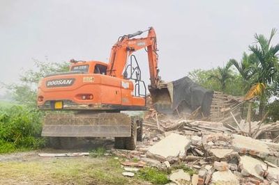 Ai sẽ là người nhận tiền thu hồi đất khi 'sổ đỏ' đang thế chấp ngân hàng?