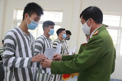 Áp dụng nguyên tắc có đi có lại trong chuyển giao người đang chấp hành án phạt tù