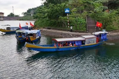 Vì sao tạm dừng hoạt động du lịch trong phạm vi bảo vệ công trình Hồ Truồi ở Huế?