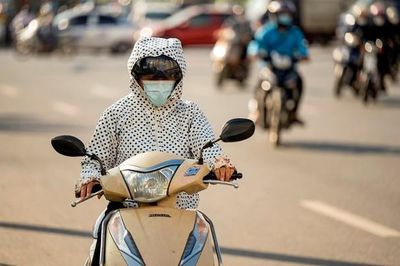 El Nino gia tăng mạnh, nắng nóng và mưa lũ ngày càng khốc liệt