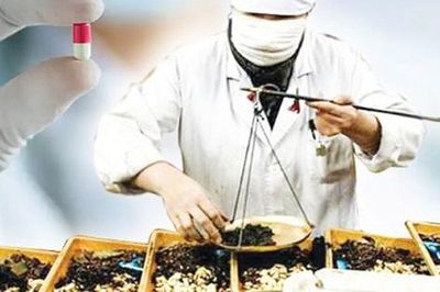 Thuốc y học cổ truyền mới chiếm hơn 5% chi BHYT, đề xuất mở rộng danh mục thanh toán