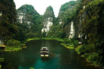Lan truyền thông tin giả mạo mang yếu tố 'tâm linh' gây hoang mang dư luận sẽ bị xử phạt đến 50 triệu đồng