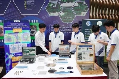 Đến 2030, Hà Nội đào tạo ít nhất 22.000 nhân lực trình độ đại học trở lên cho công nghiệp bán dẫn