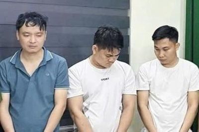 Triệt phá đường dây tiêu thụ hơn 1.000 điện thoại Samsung giả trên toàn quốc