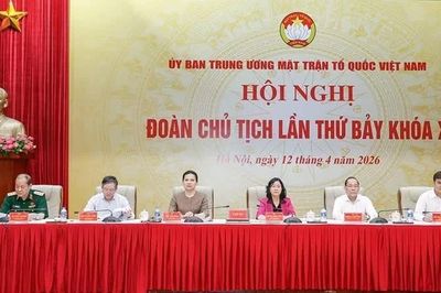 Thông qua kết quả kiểm tra đối với Đảng ủy Mặt trận Tổ quốc, các đoàn thể Trung ương