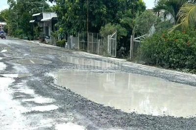 Người dân mong khắc phục ngay tuyến quốc lộ nắng bụi, mưa ngập ở Đồng Tháp