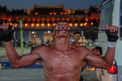 Hình ảnh 'đã mắt' trước cổng Ngọ Môn