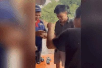 CLIP: Nam thanh niên cắt sầu riêng thuê trúng độc đắc 12 tỉ đồng xổ số miền Nam