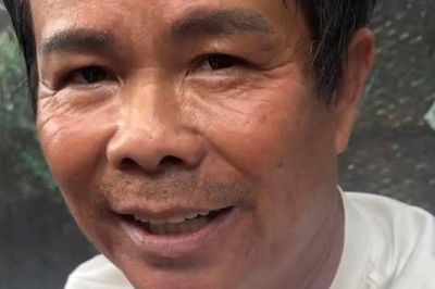 Tên trộm giả vờ tiếp thị kem đánh răng rồi 'cuỗm' điện thoại của chủ nhà
