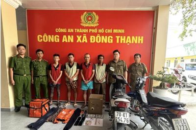 Công an TPHCM bắt 2 người trộm két sắt chứa vàng