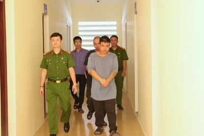 Giả danh phóng viên thu thập tài liệu, hình ảnh lực lượng CSGT để tống tiền